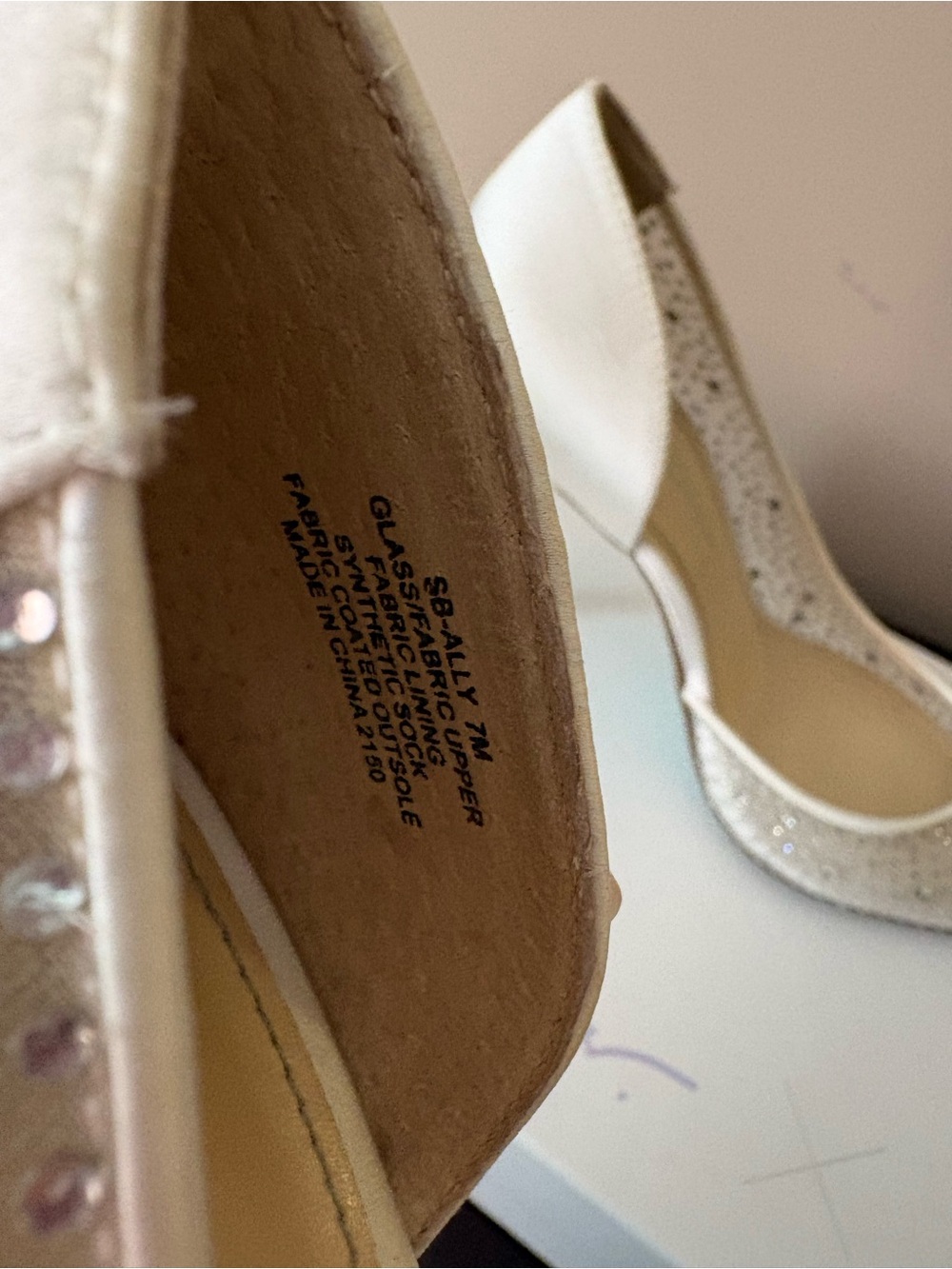 Betsy Johnson Embellished Champagne Pointed-Toe Pumps with Crystals Sz 7 - Picture 5 of 6